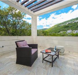 Luxury 5 Bedroom Beachfront Villa near Dubrovnik, Sleeps 11-12